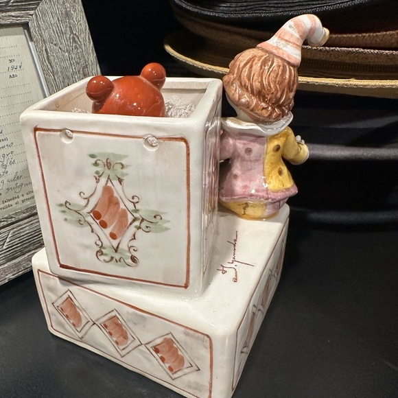 Vintage Schmid Clown Music Box. - Picture 4 of 8